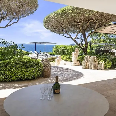 Les Trois Iles Luxury With Exceptional Sea Views Near Saint-tropez