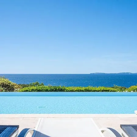 Villa Les Trois Iles Luxury With Exceptional Sea Views Near Saint-tropez