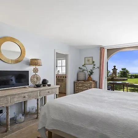 Villa Les Trois Iles Luxury With Exceptional Sea Views Near Saint-tropez La Croix-Valmer