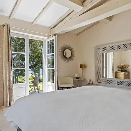Les Trois Iles Luxury With Exceptional Sea Views Near Saint-tropez *
