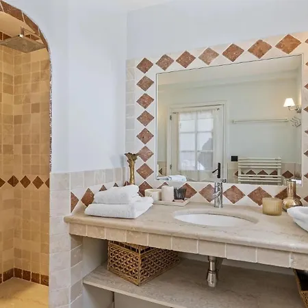 Les Trois Iles Luxury With Exceptional Sea Views Near Saint-tropez